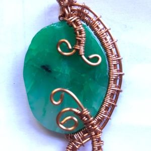 Handmade agate stone and copper wire pendant